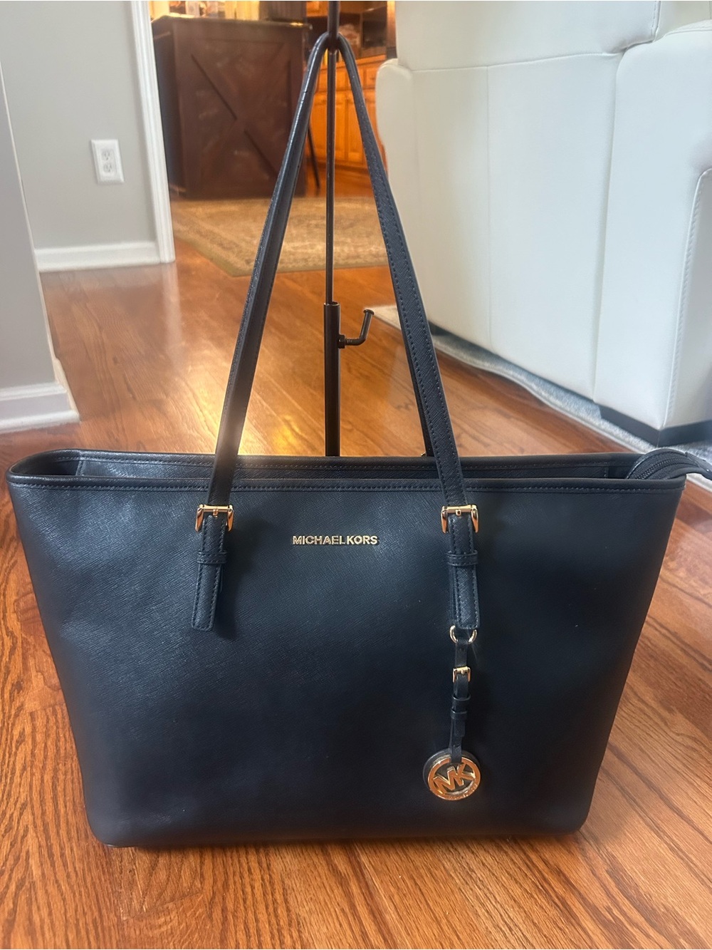 Michael Kors Travel Jet Set Black Saffiano Leather